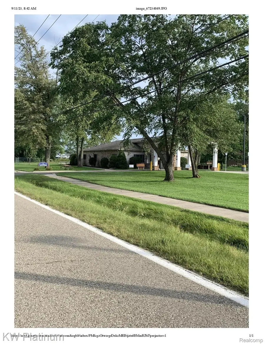 25891 BALLARD ST, Harrison Township, MI 48045 - #3