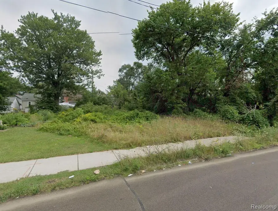 2568 ALTER RD, Detroit, MI 48215 - #3