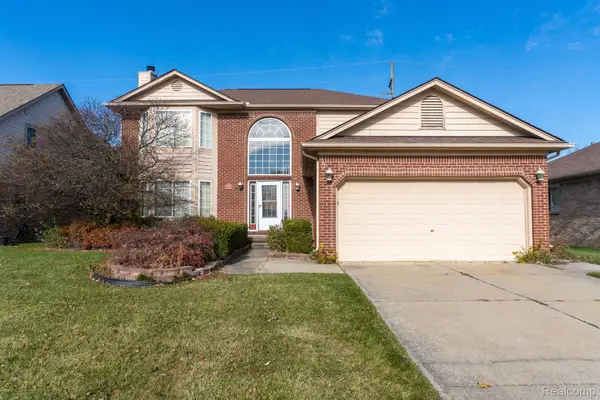 25591 LORD DR, Chesterfield, MI 48051
