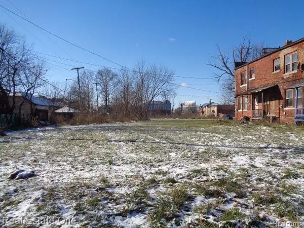 9039 3RD ST, Detroit, MI 48202