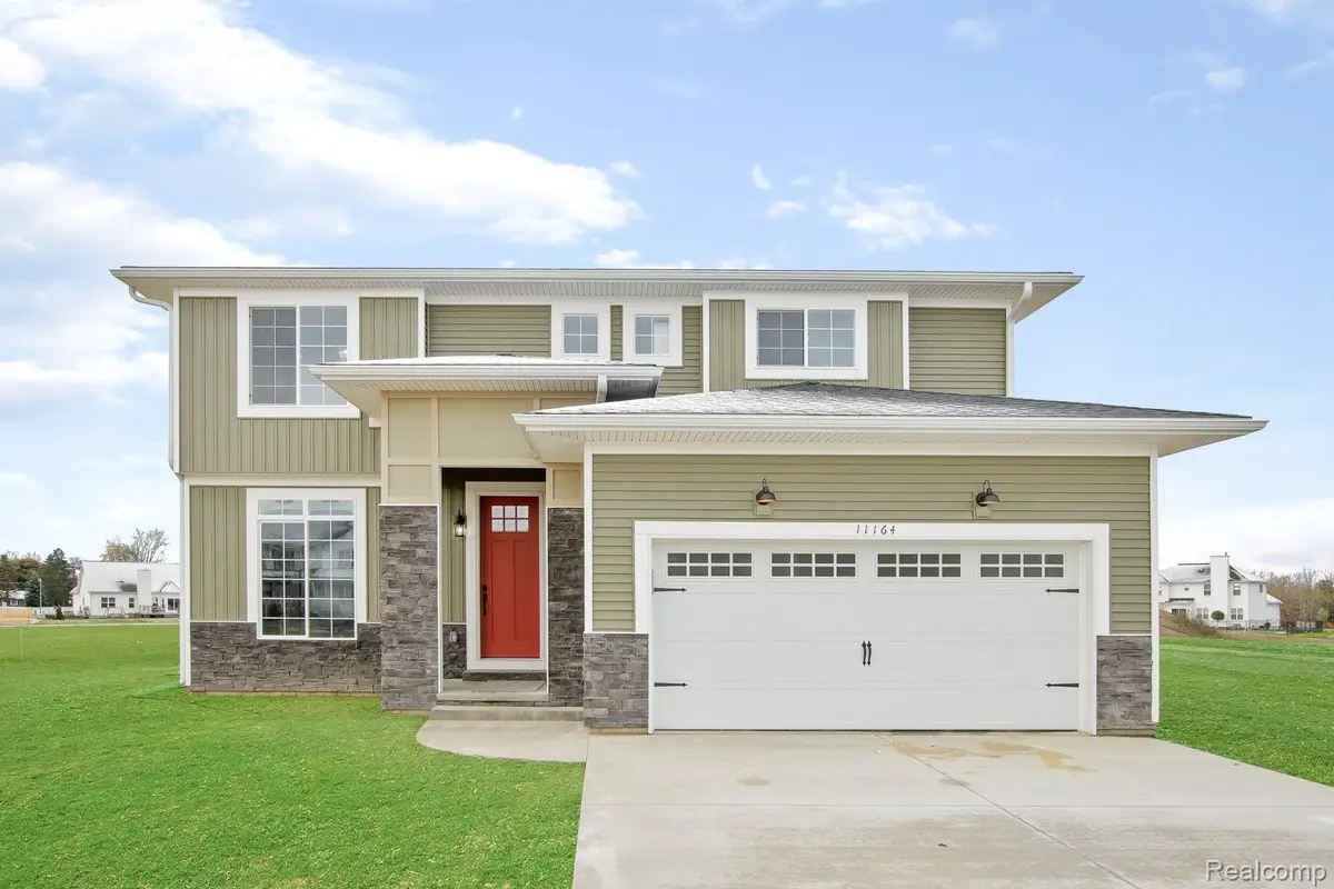 2291 WOODS WEST DR, Flushing, MI 48433 - #1