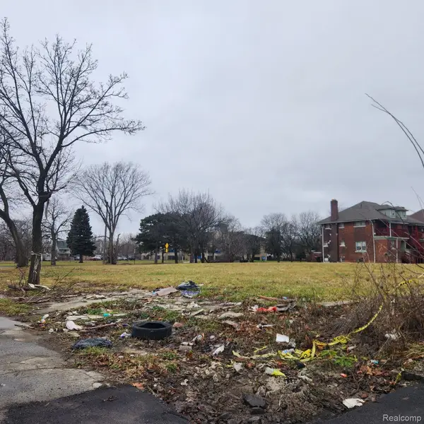 1830 W GRAND BLVD, Detroit, MI 48208
