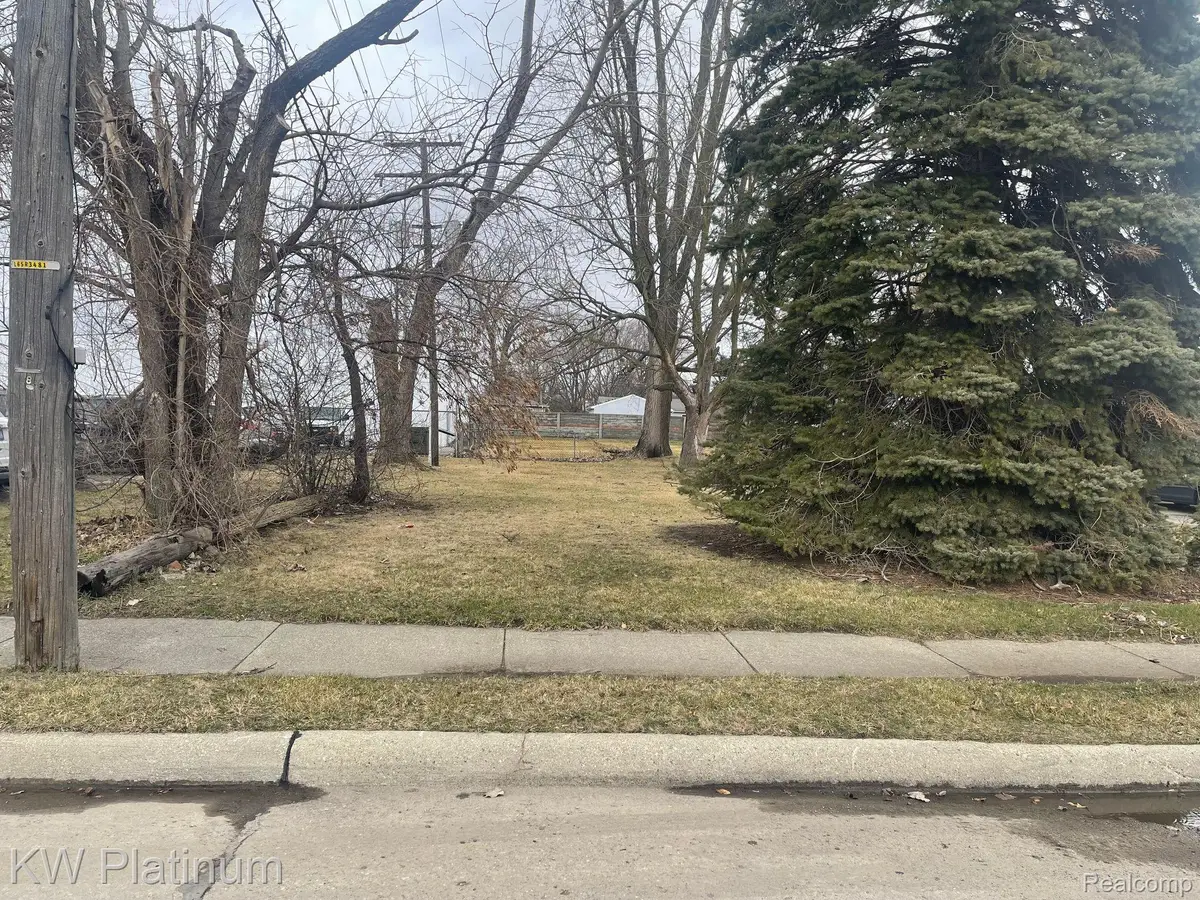 4225 KIEFER AVE, Warren, MI 48091 - #1