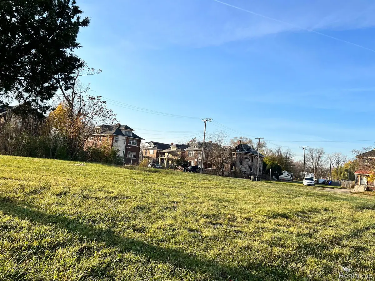 3726 EDISON ST, Detroit, MI 48206 - #1