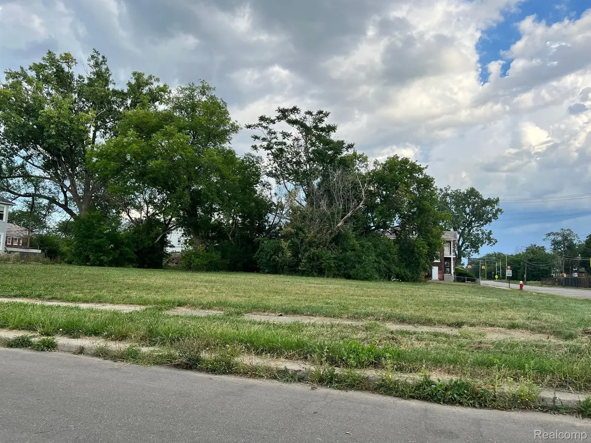 2091 SEWARD ST, Detroit, MI 48206 - #1