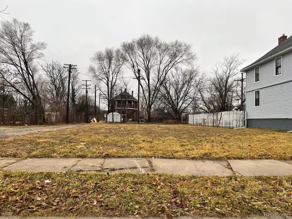 1764 CALUMET ST, Detroit, MI 48208