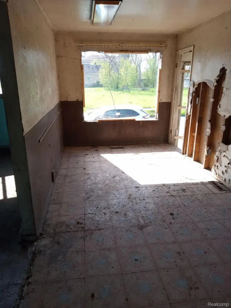 12326 GARNET ST, Detroit, MI 48205 - #3