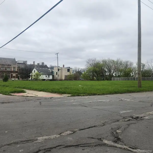 11845 LA SALLE BLVD, Detroit, MI 48206