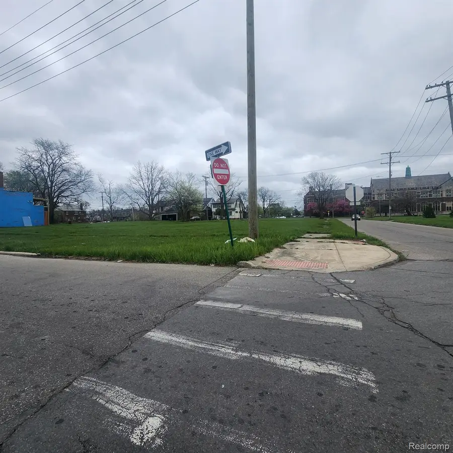2363 ELMHURST ST, Detroit, MI 48206 - #2