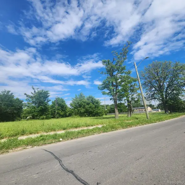 4400 JUNCTION ST, Detroit, MI 48210