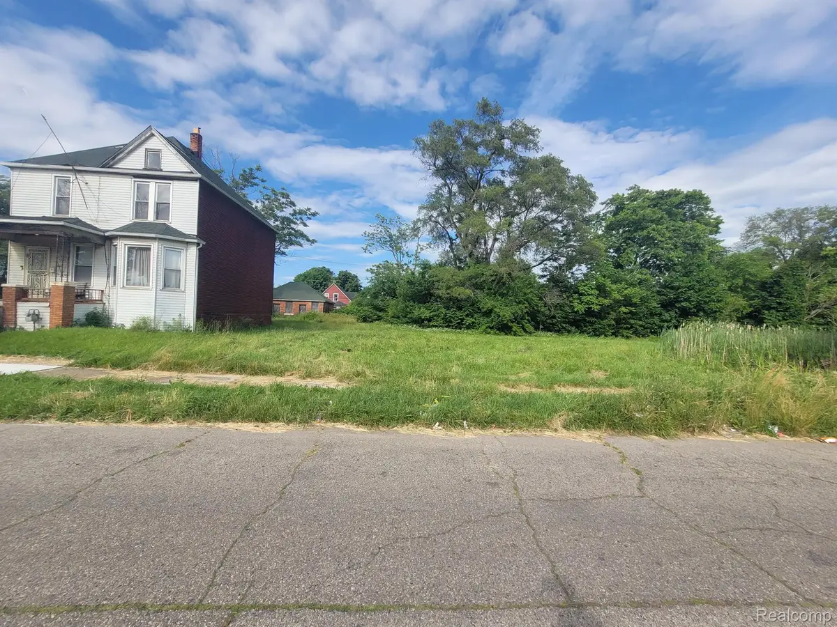 4822 SHERIDAN ST, Detroit, MI 48214 - #1