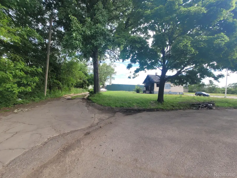 5585 RIDGEWOOD ST, Detroit, MI 48204 - #2