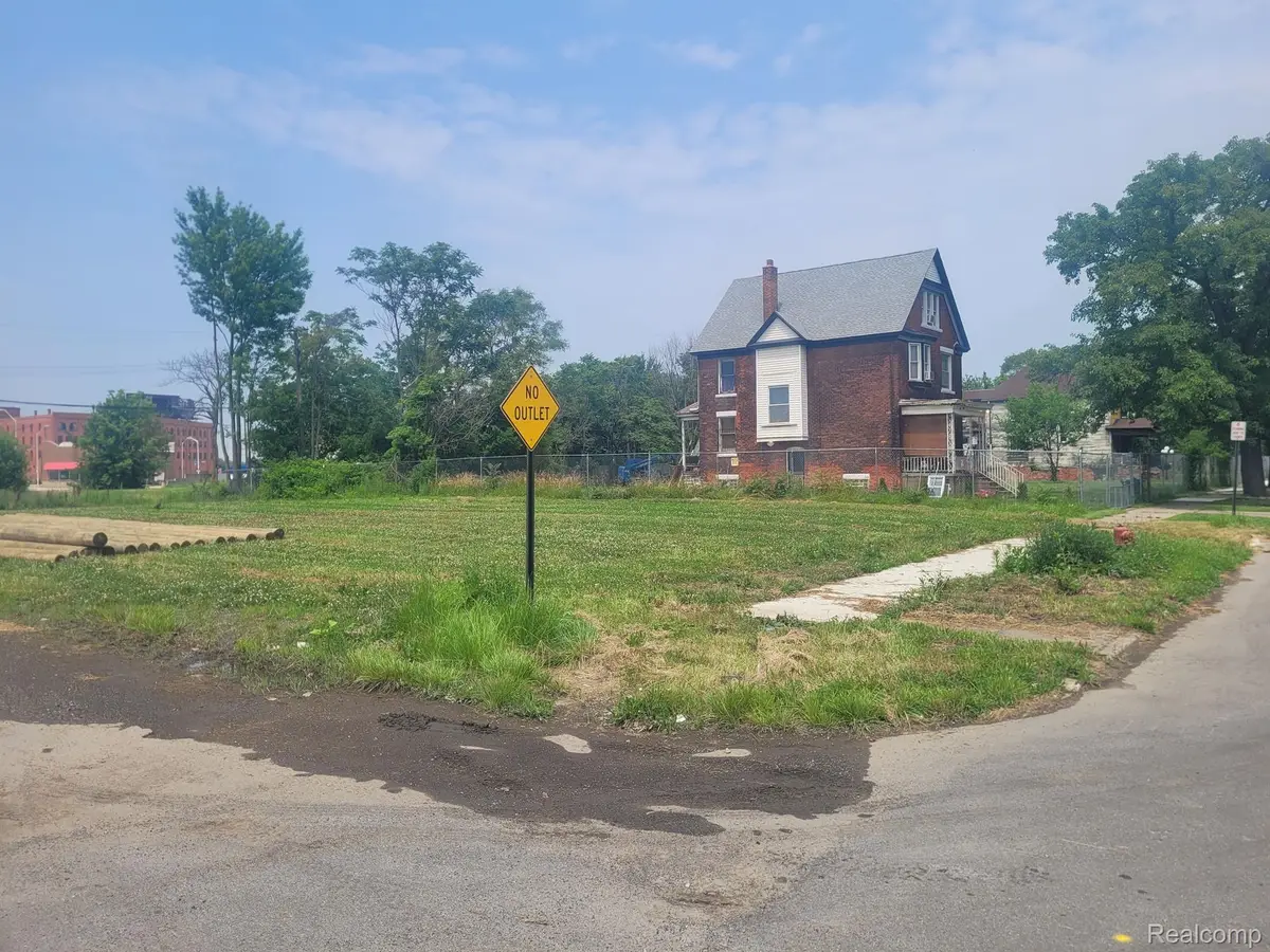5201 STANTON ST, Detroit, MI 48208 - #1