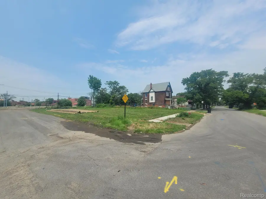 5201 STANTON ST, Detroit, MI 48208 - #2