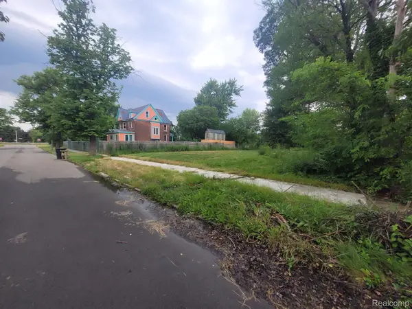 5202 STANTON ST, Detroit, MI 48208