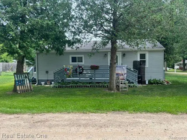 7153 CEDAR RD, Lexington, MI 48450 - #3