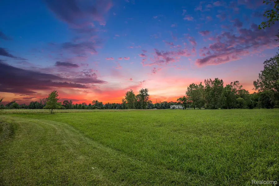 29988 ARMADA RIDGE RD, Richmond, MI 48062 - #3