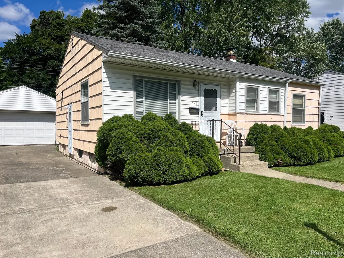 1826 GREENBROOK LN, Flint, MI 48507 - #1