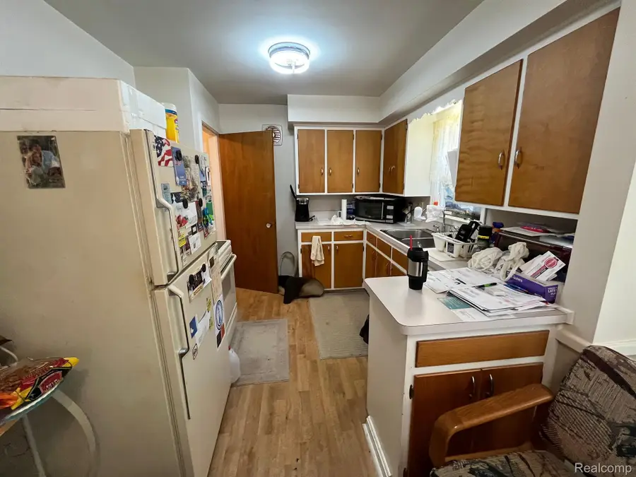 1826 GREENBROOK LN, Flint, MI 48507 - #3