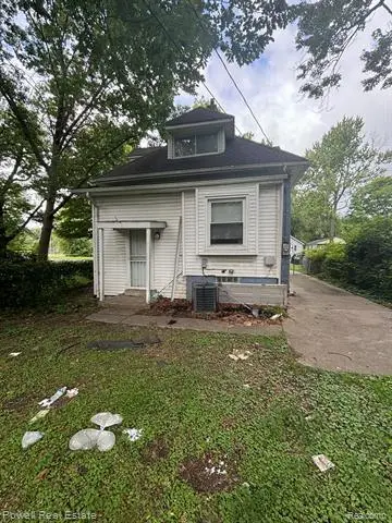 13940 Dolphin Street, Detroit, MI 48223 - #2