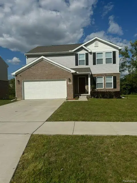 16913 ABERDEEN DR, Romulus, MI 48174