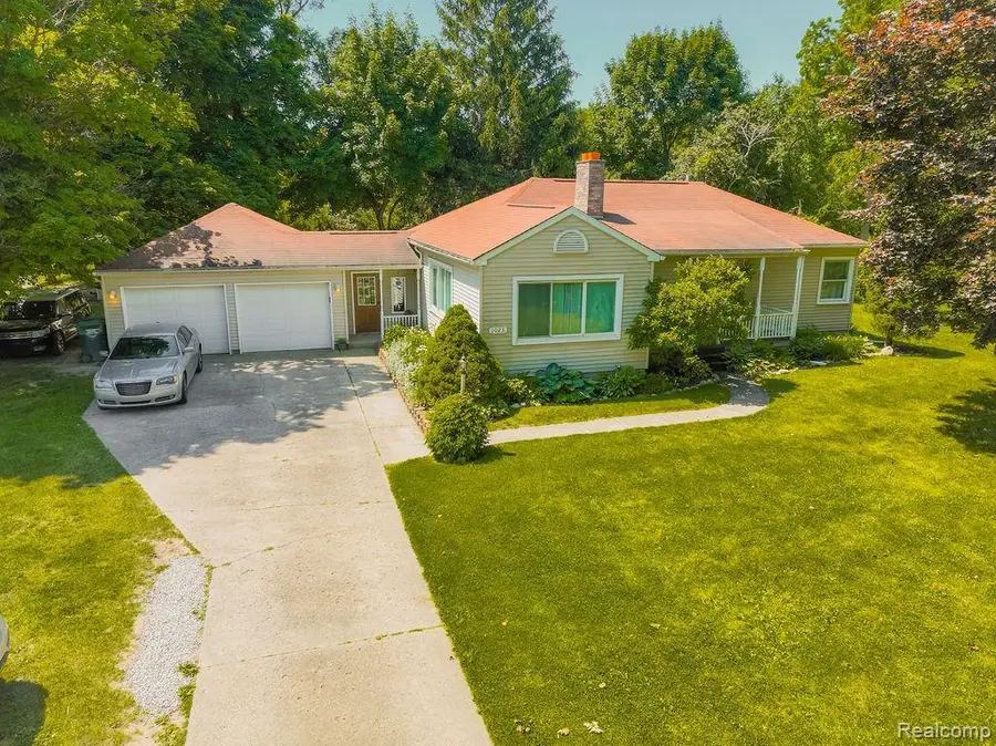 1023 TURRILL RD, Lapeer, MI 48446 - #2