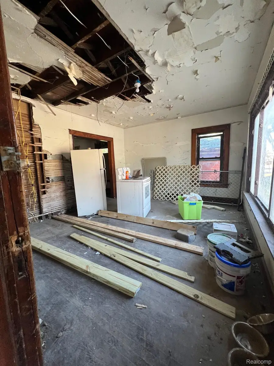 3357 COLUMBUS ST, Detroit, MI 48206 - #3