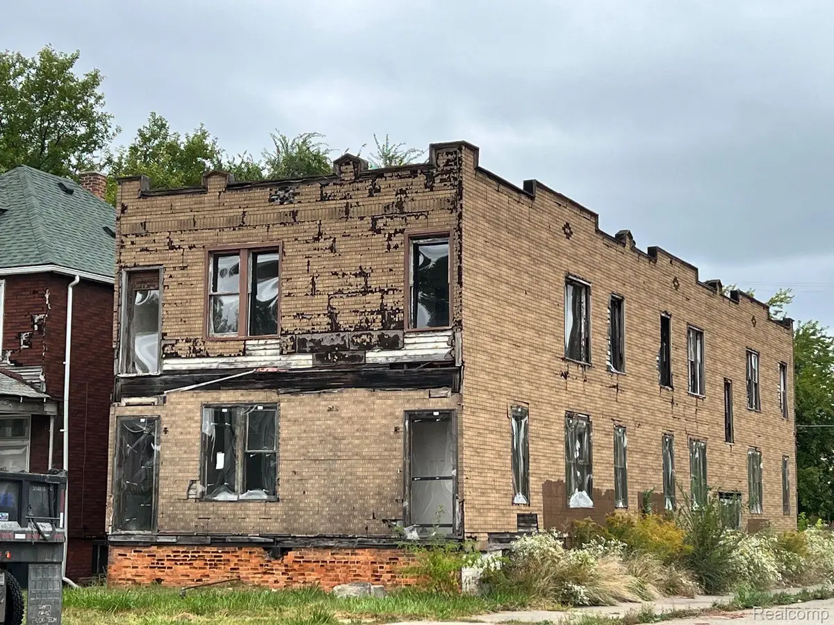5700 TOWNSEND ST, Detroit, MI 48213 - #1