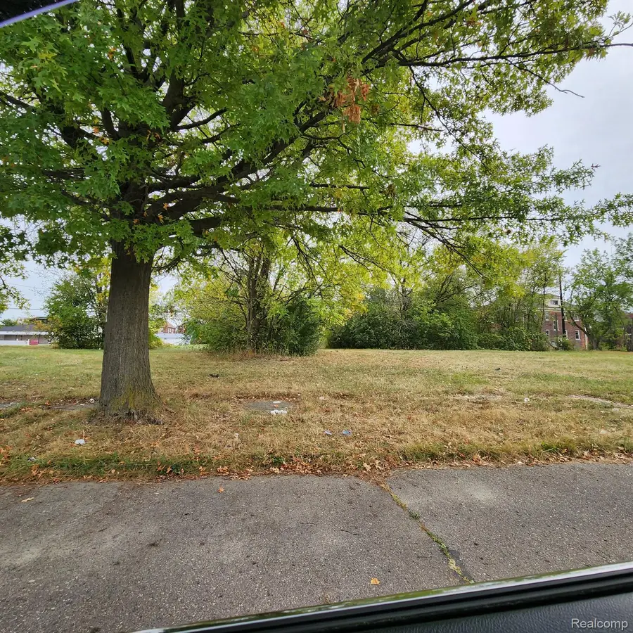 3751 LONGFELLOW ST, Detroit, MI 48206 - #2
