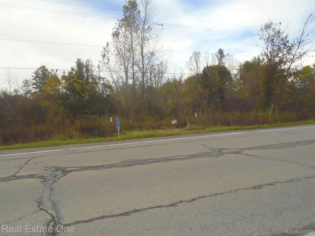 000 Marine City Hwy HIWY, Cottrellville, MI 48054 - #1