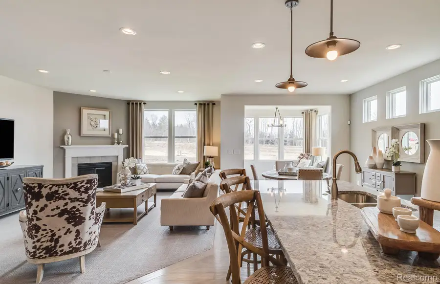 834 RISDON TRL S, Saline, MI 48176 - #2