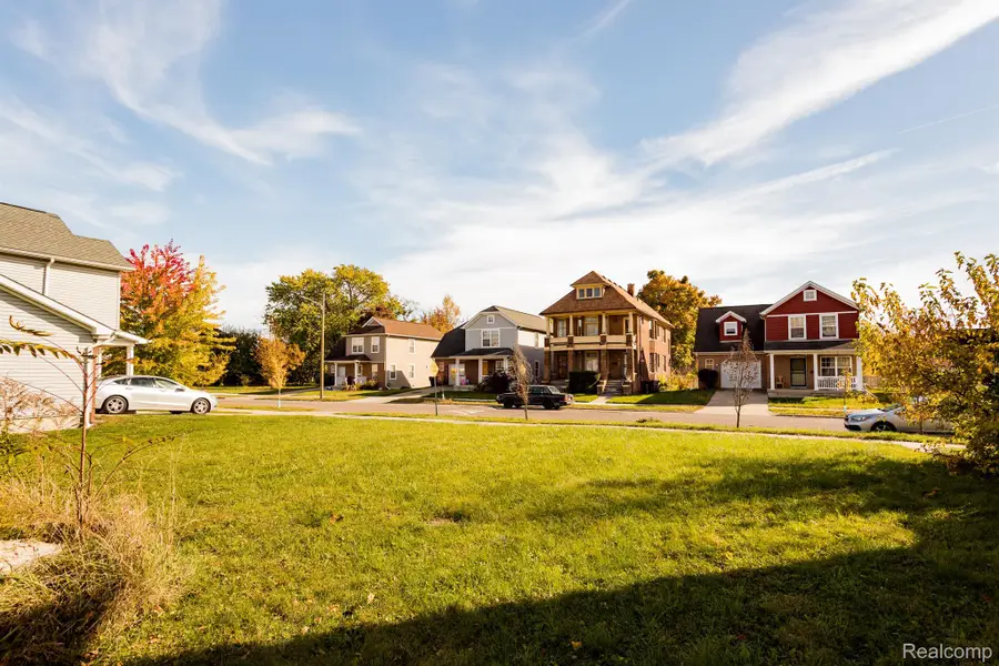 545 ALGER ST, Detroit, MI 48202 - #3