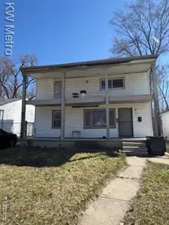 19426 GILCHRIST ST, Detroit, MI 48235