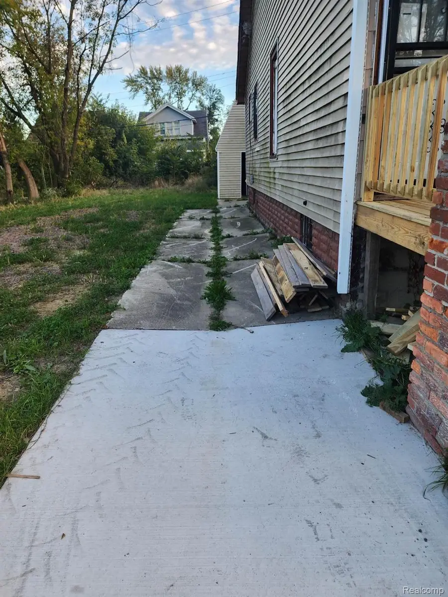 12584 WADE ST, Detroit, MI 48213 - #3
