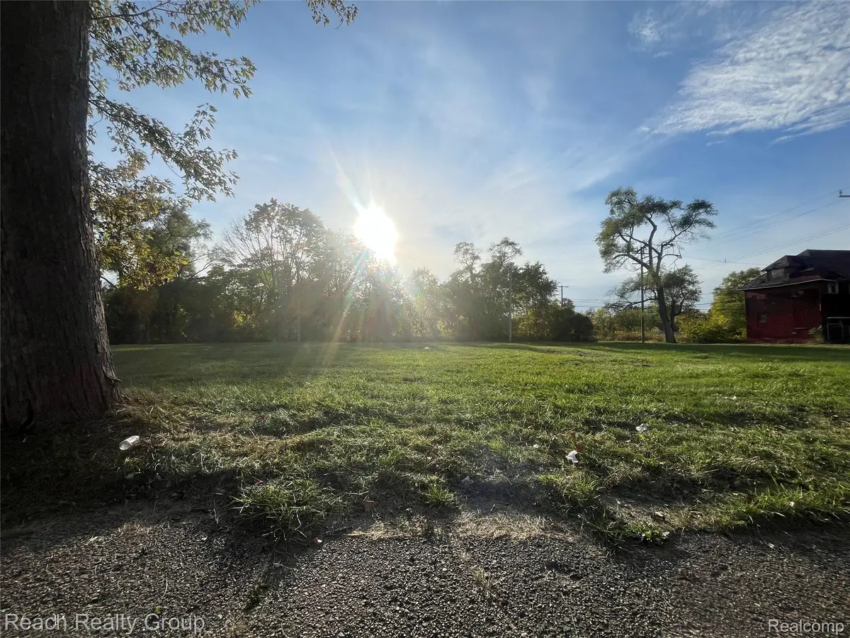 3841 CADILLAC BLVD, Detroit, MI 48214 - #1