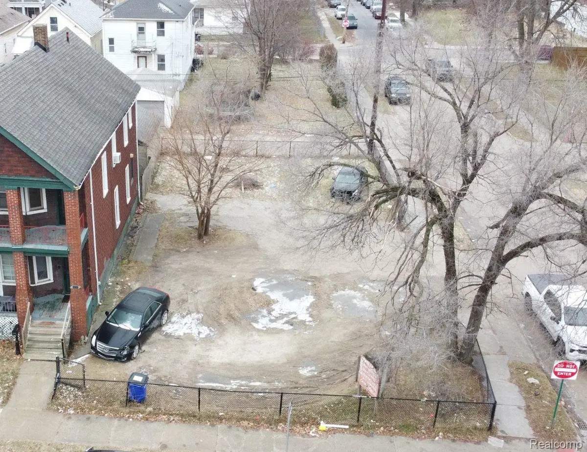 4665 CENTRAL ST, Detroit, MI 48210 - #1