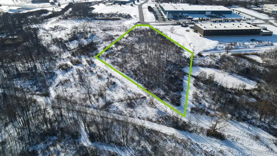 3100 JOHN CONLEY  DR S, Lapeer, MI 48446 - #3