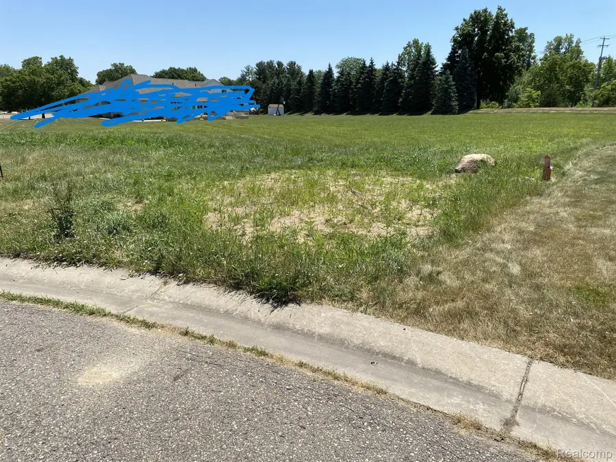 5411 RIVER MEADOW BLVD, Flint, MI 48532 - #2