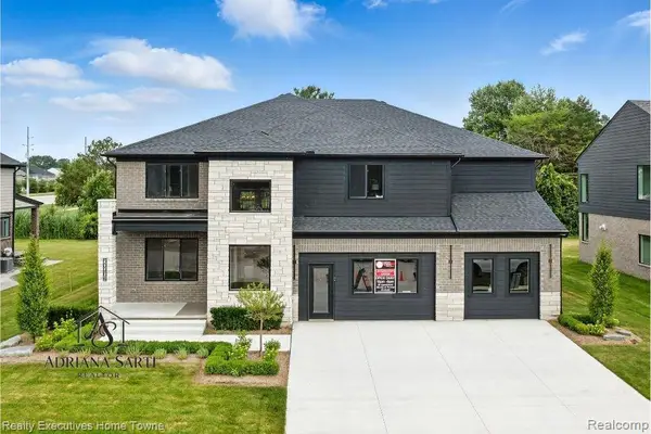 50964 MISTWOOD DR, Macomb, MI 48042