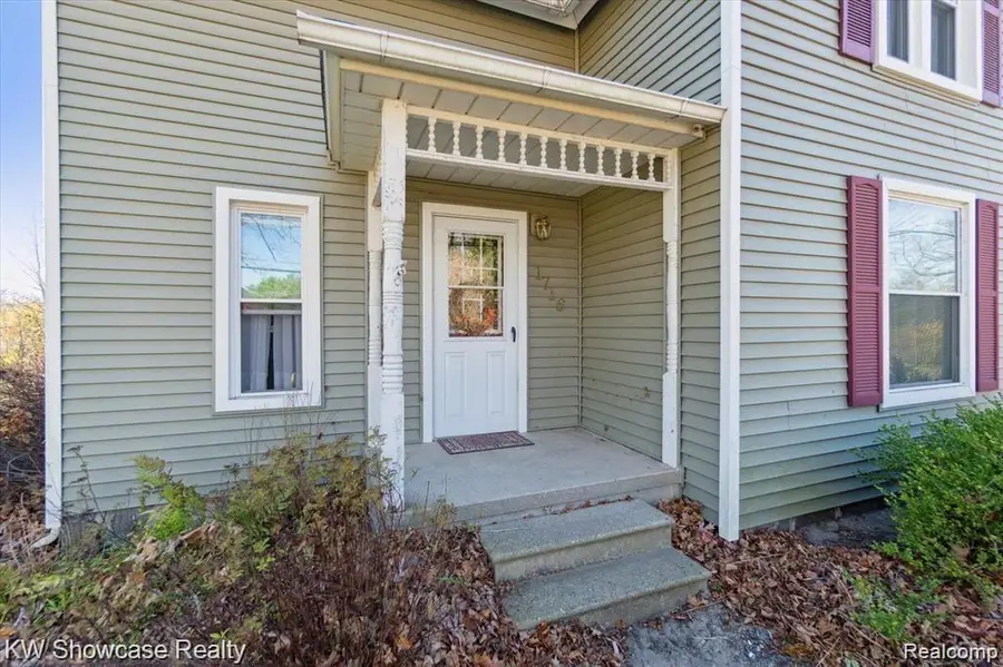 1716 E WARDLOW RD, Highland, MI 48356 - #3