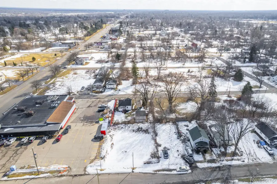 638 E FOSS AVE, Flint, MI 48505 - #2