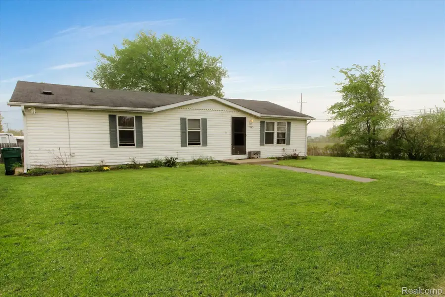 7063 SARGENT ST, Romulus, MI 48174 - #2