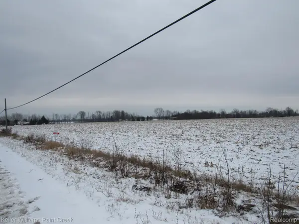 1420 E Pinconning RD, Pinconning, MI 48650