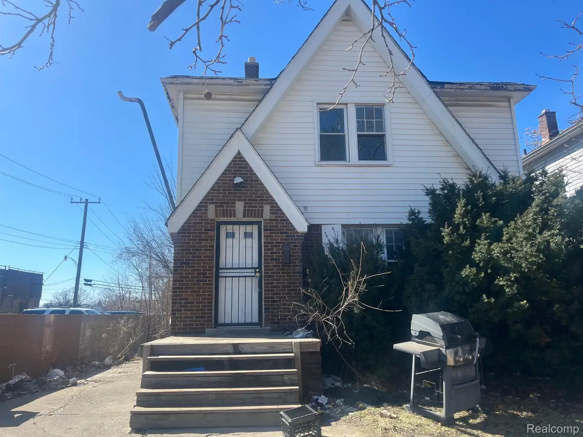8833 MANOR ST, Detroit, MI 48204 - #1