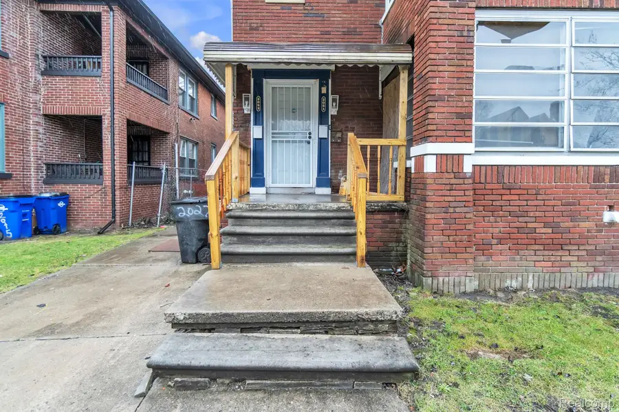 2051 CALVERT ST, Detroit, MI 48206 - #2