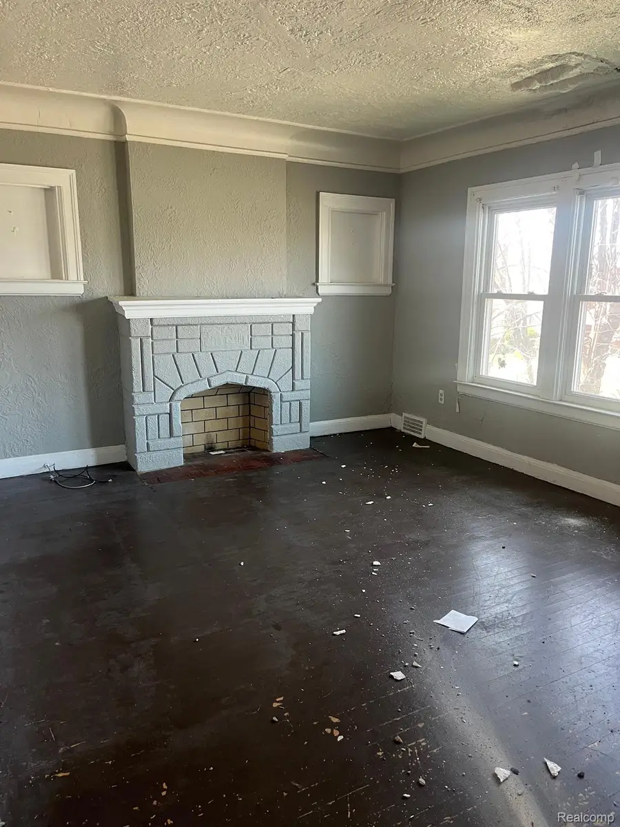 2433 LA BELLE ST, Detroit, MI 48238 - #2