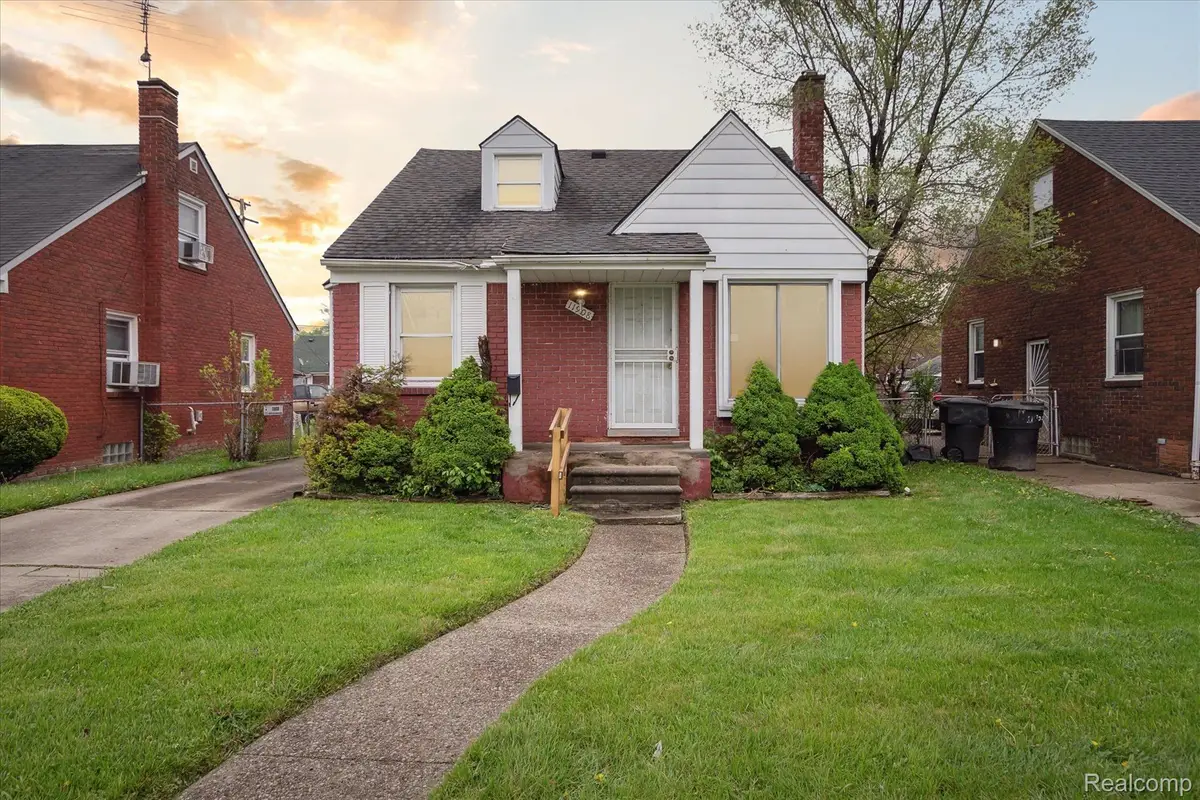 11908 Roxbury Street, Detroit, MI 48224 - #1