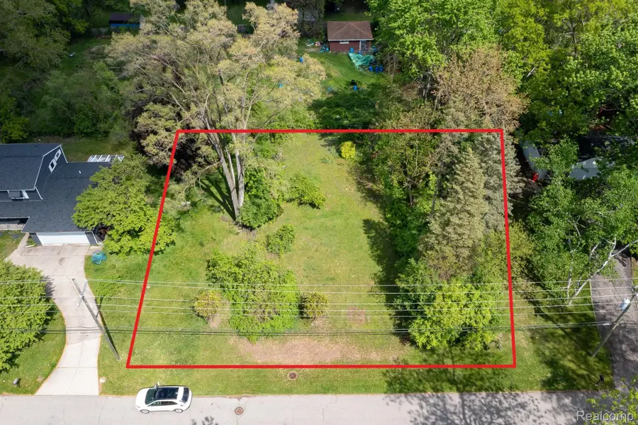 VL RUSSELL ST, Southfield, MI 48075 - #2