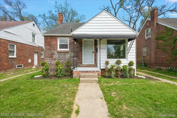 21392 BETHLAWN BLVD, Ferndale, MI 48220