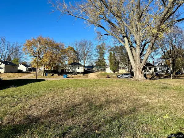47 Alden Avenue W, BattleCreek, MI 49014